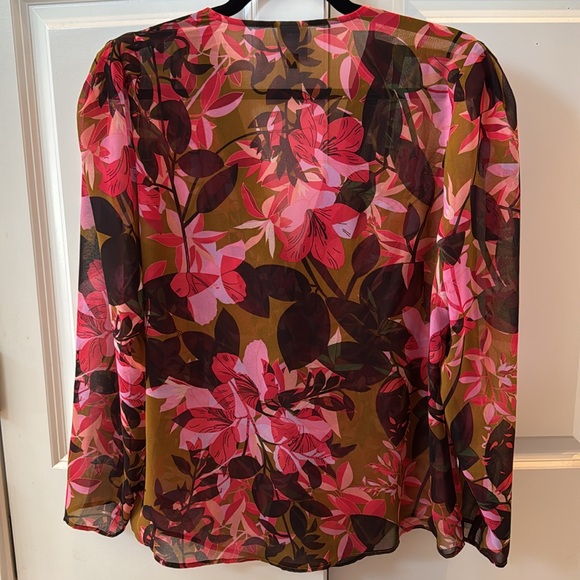 CAbi Mia Blouse - Picture 6 of 11